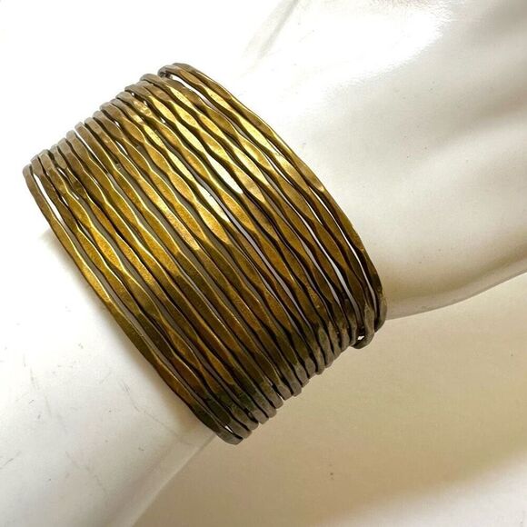 Banded gold tone open cuff bracelet - Picture 2 of 9